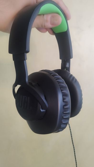 JBL слушалки чисто нови