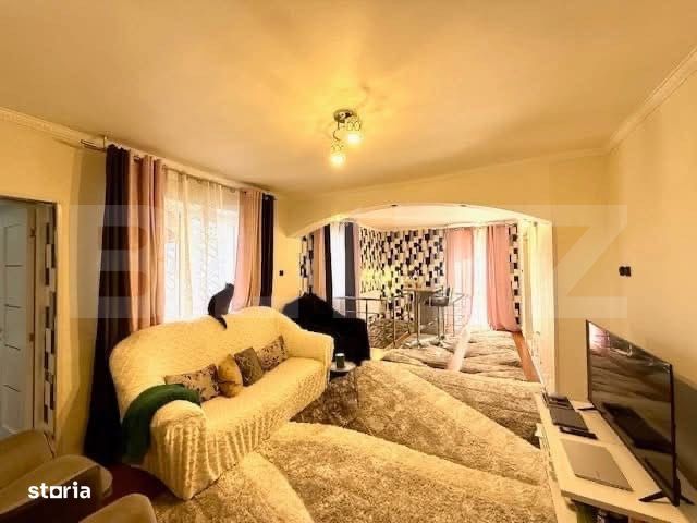 Casa cu 5 camere si un teren de 700 mp