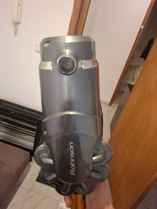 Прахосмукачка Rohnson R1228