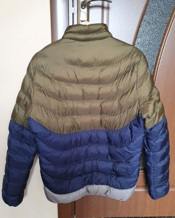 Юношеско олекотено яке