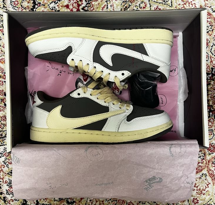 Nike Air Jordan 1 Low x Travis Scott Reverse Mocha