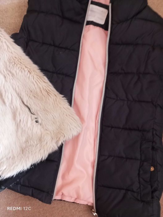 Два елека за момиченце актуални модели.