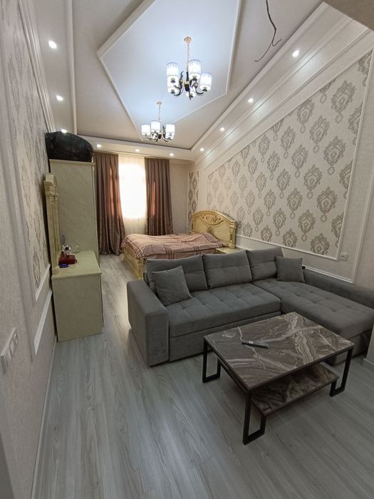 Продаю квартиру! Евро ремонт, заходи и живи,я сам хозяин,  описание!