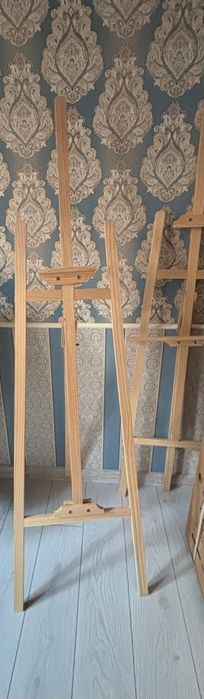 Продаются мольберты