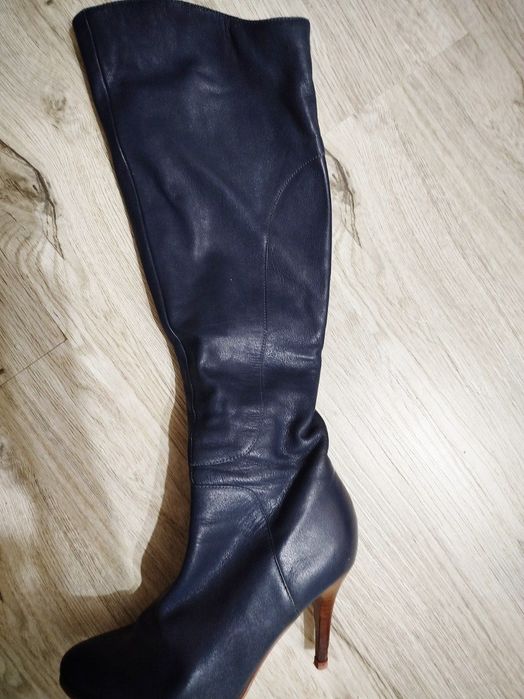 Кожаные сапожки на замке на флисе