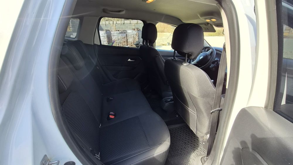 Vand Dacia duster   138000 km 4x4