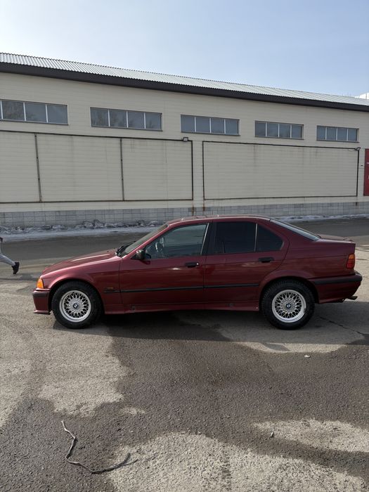 Продам БМВ Е36 1.8 л мотор м 43