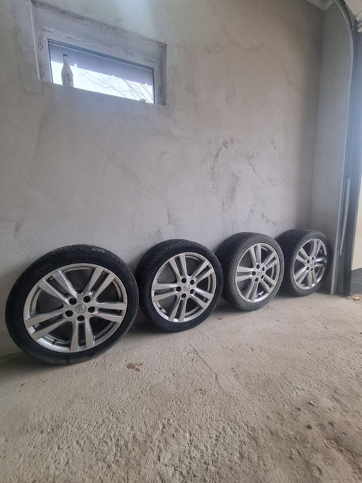 Продам диски с шинами