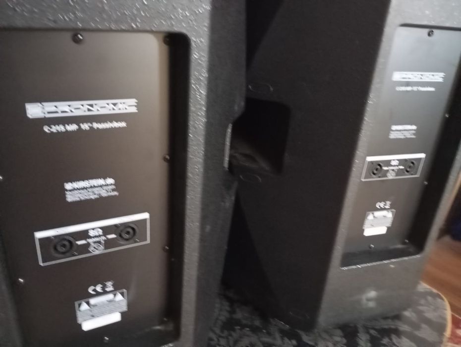 Boxe pasive noi aduse din germania cu mixter complect cu cabluri,