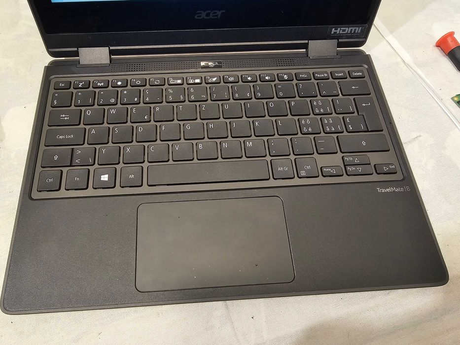Laptop tableta IPS Acer travelmate spin B311R-31 11 ore baterie
