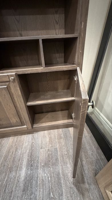 Продам Дубовый шкаф