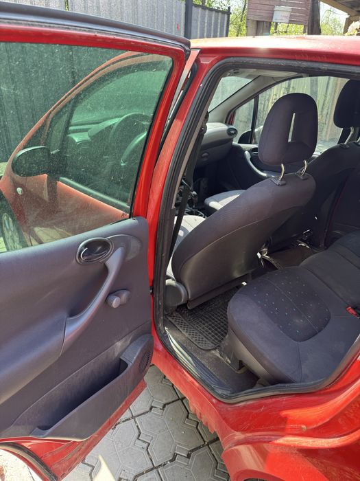 Продам очень срочно Mercedes W168