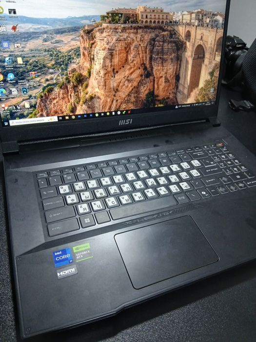 Notebook  I7 13avlod