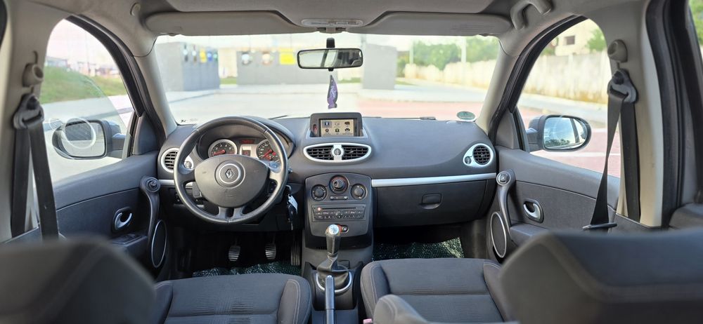 RENAULT CLIO An 2011 Euro 5
