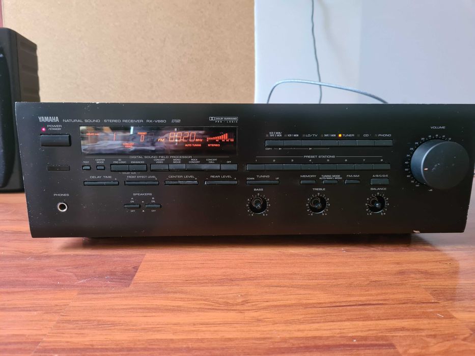 Amplituner Yamaha RX V 660