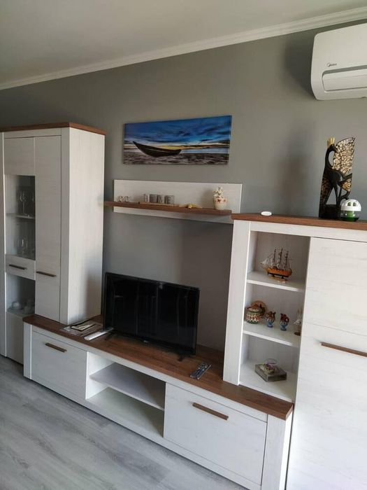 Дава се под наем Двустаен апартамент в Бургас, Сарафово - 64 кв.м за 510 € - Снимка #2