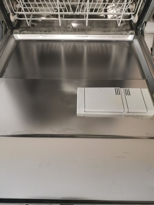 Съдомиялна Miele 60 см инокс