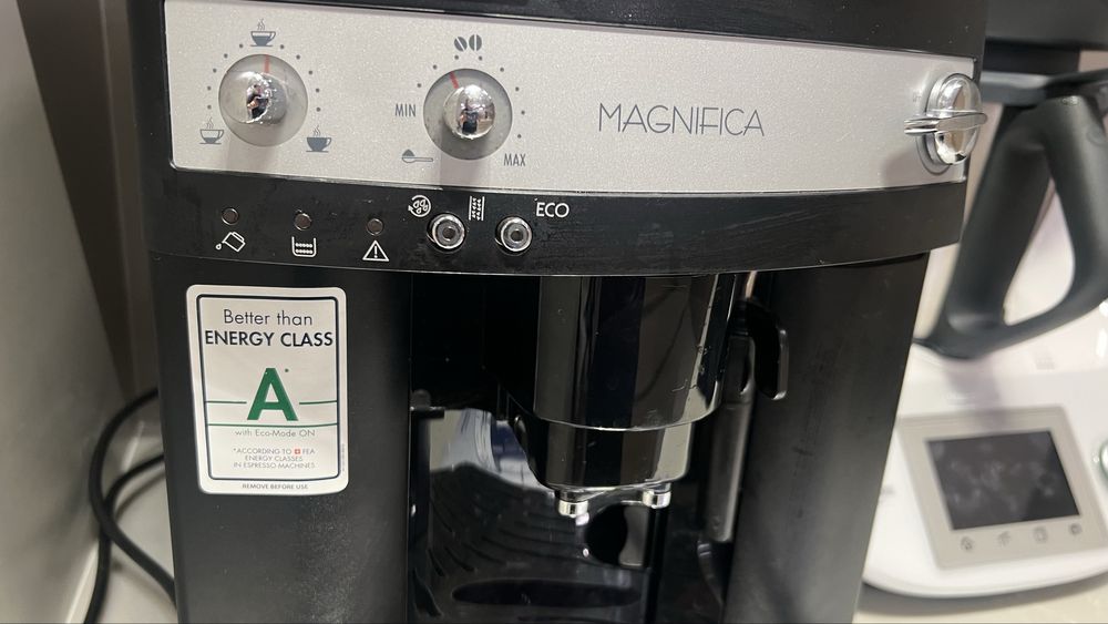 Кофемашина новая