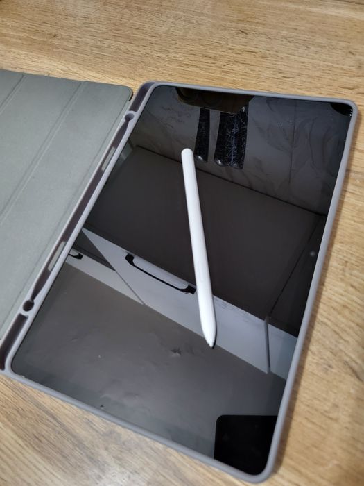 Продам планшет со стилусом samsung s9 fe 128 gb