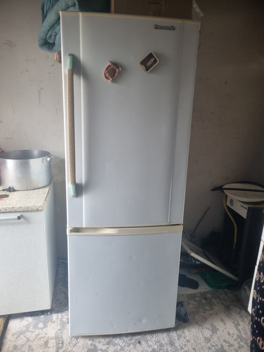 Холодельник panasonic