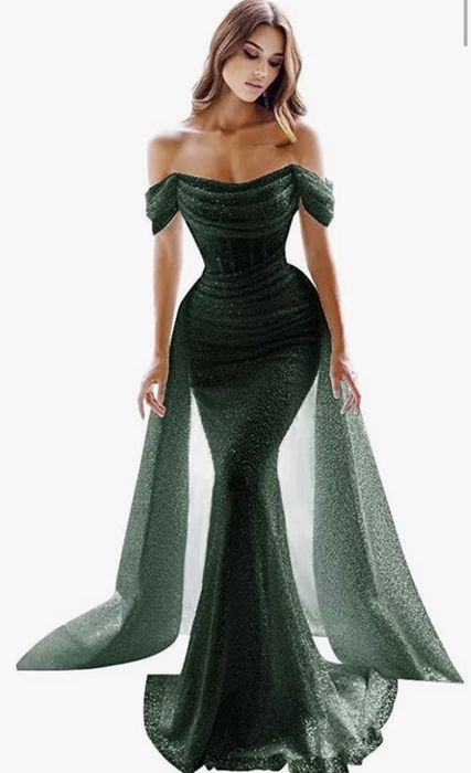 Rochie de seara Donatella model deosebit Smarald unicat cu trenă