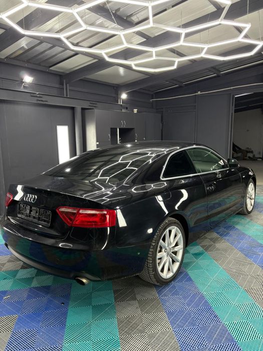 Audi A5 Coupe quattro