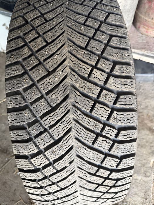 Шины Мишлен в отличном состоянии