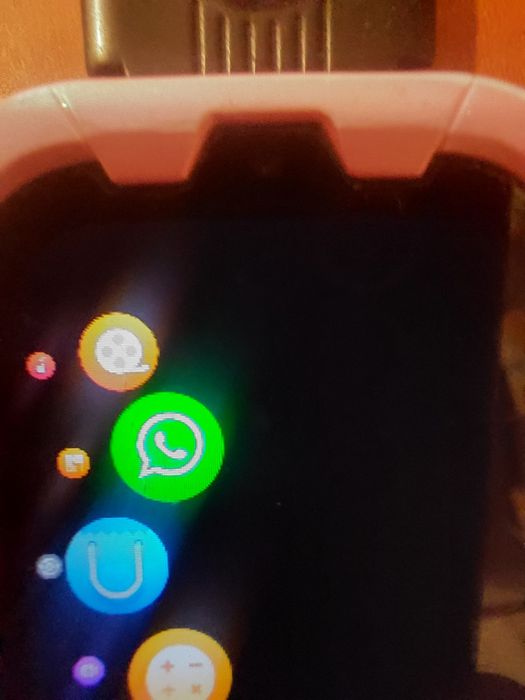 Vând smartwatch cu sim 4g, wifi ,pentru copii.