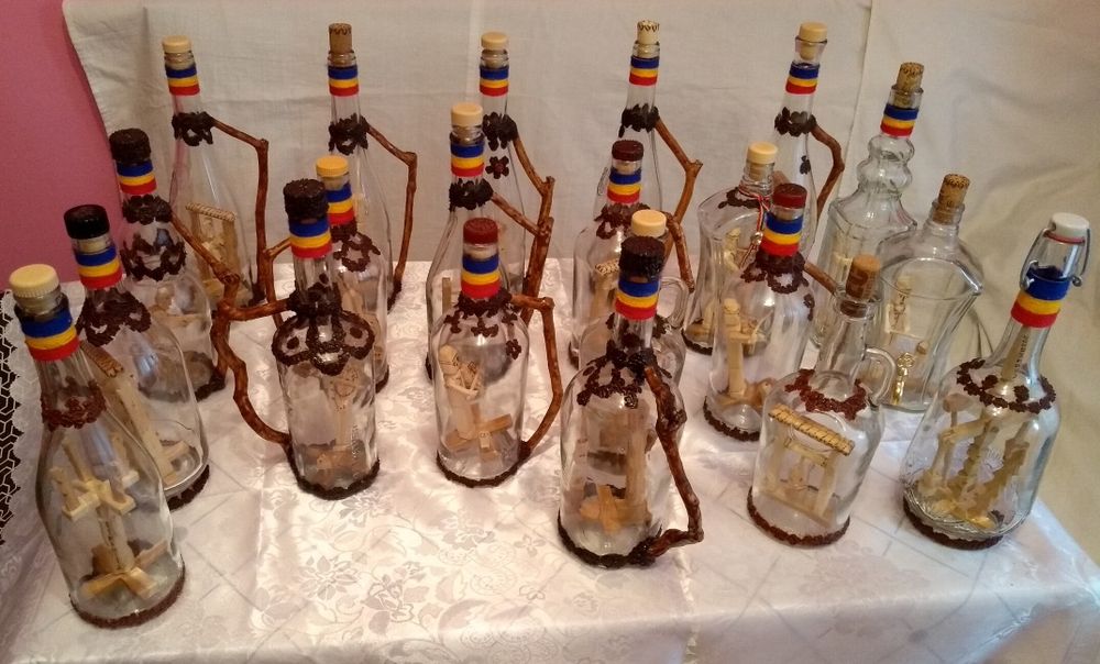 Sticle artizanale cu sculptura interioara, pt palinca Maramures Cadou!