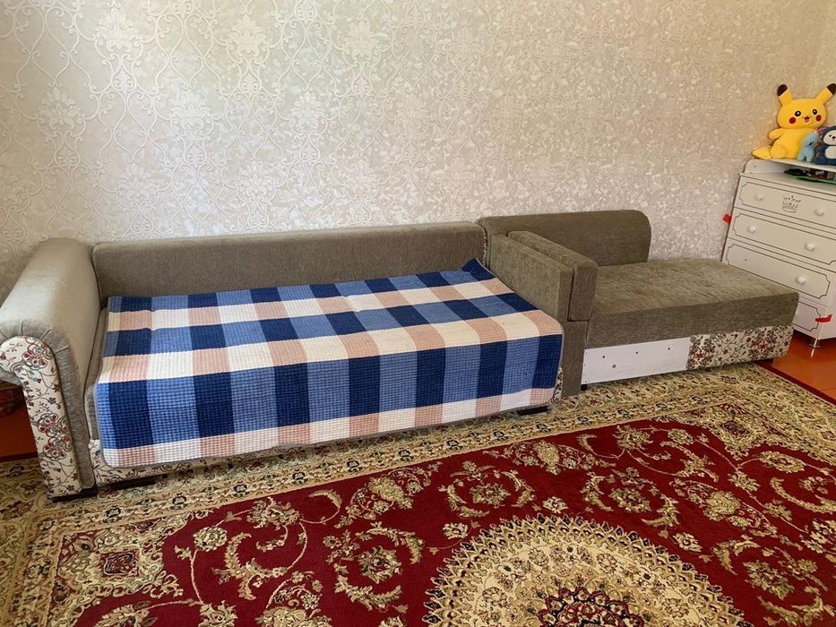 Қонақ бөлмеге арналған диван