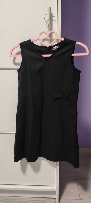 Продавам Черни Детски Рокли