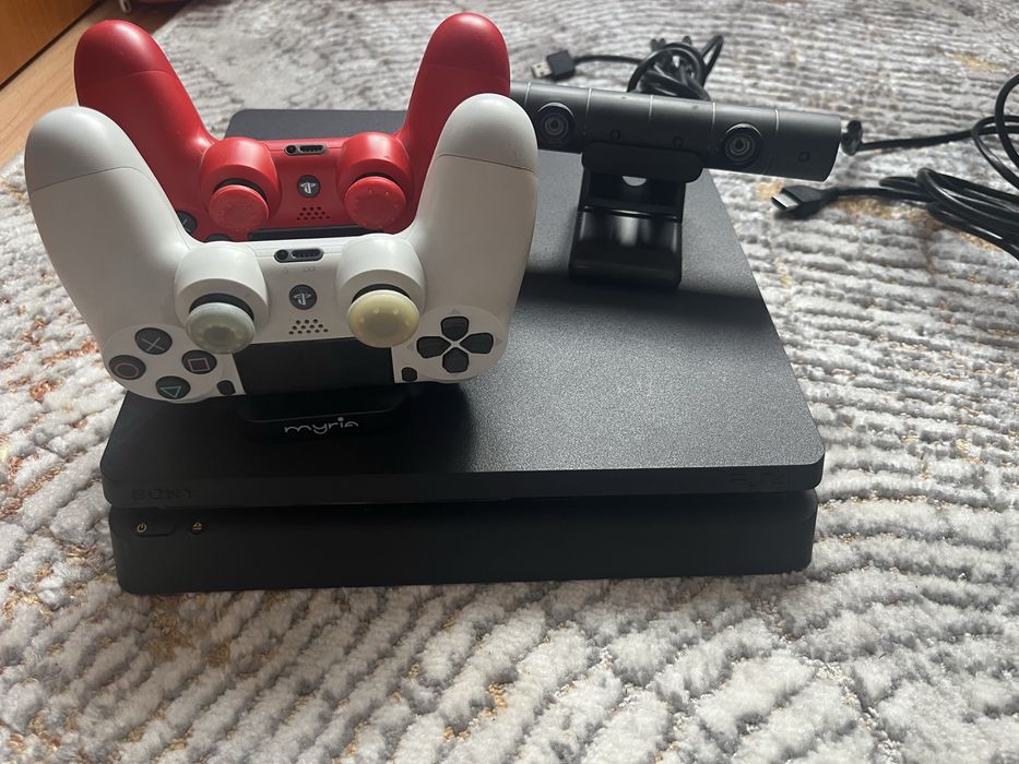 ps4 1TB set (ps4, controller, camera cu suport si jocuri)