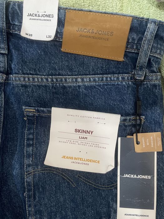 Джинсы денские новые