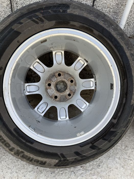 Ауди А6 с4 ромашка r15