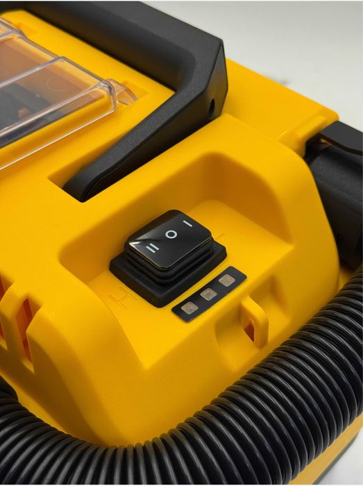 Пылесос аккумуляторный “ROLF”