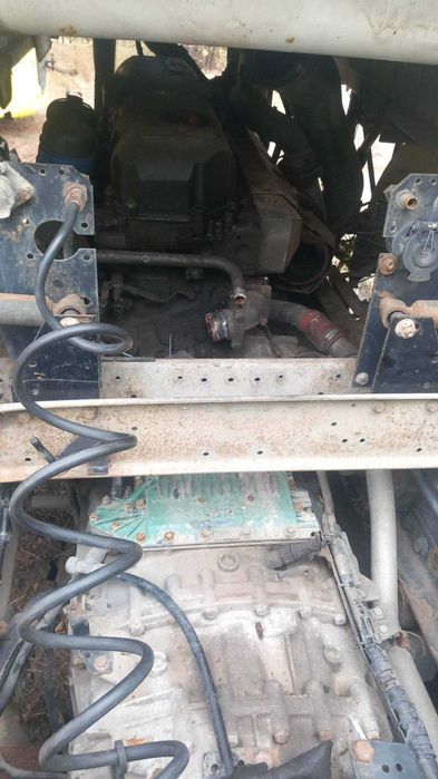 Vând motor + cutie de viteze DAF XF 105 – funcționale