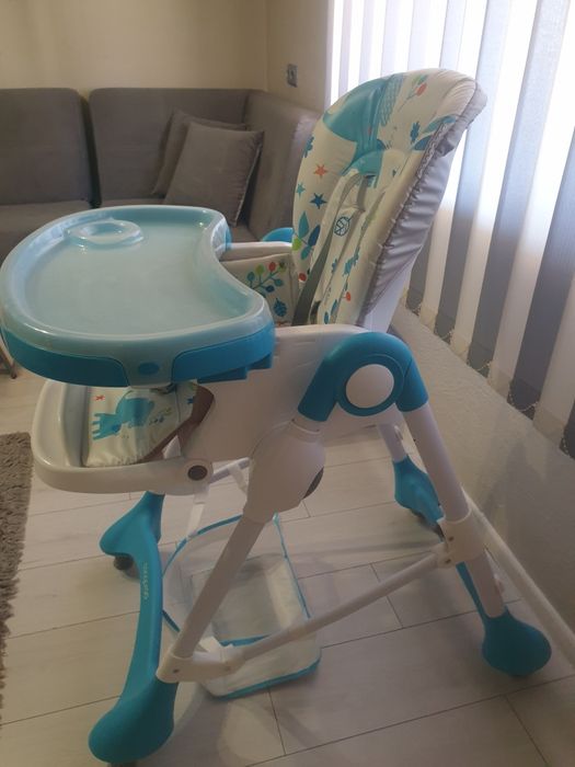 Столче за хранене/Cangaroo