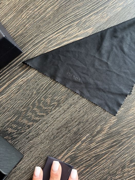 Оригинални дамски слънчеви очила Прада