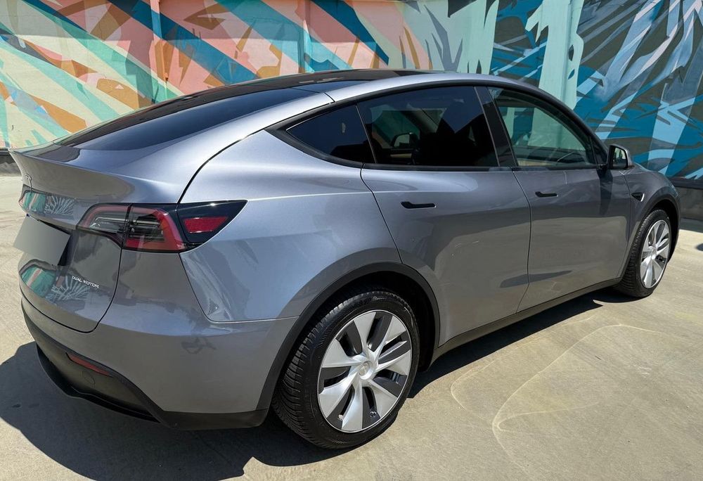 Tesla Model Y Primul propietar, full istoric, Fabricata in Germania.