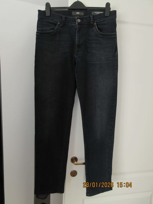 Blugi BRAX Cadiz Straight 34/90 cm.