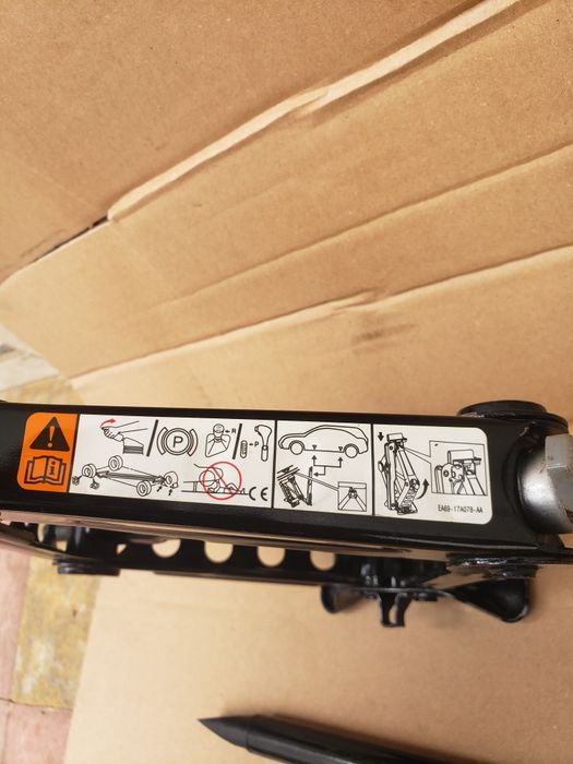 Kit pana cric ford focus mk6/7