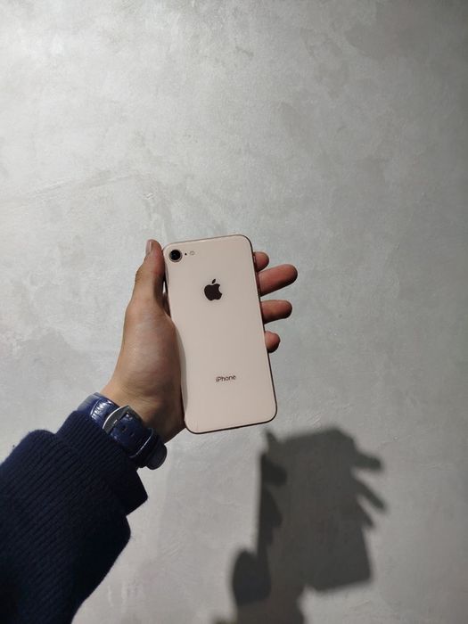 Iphone 8 xolati yaxshi