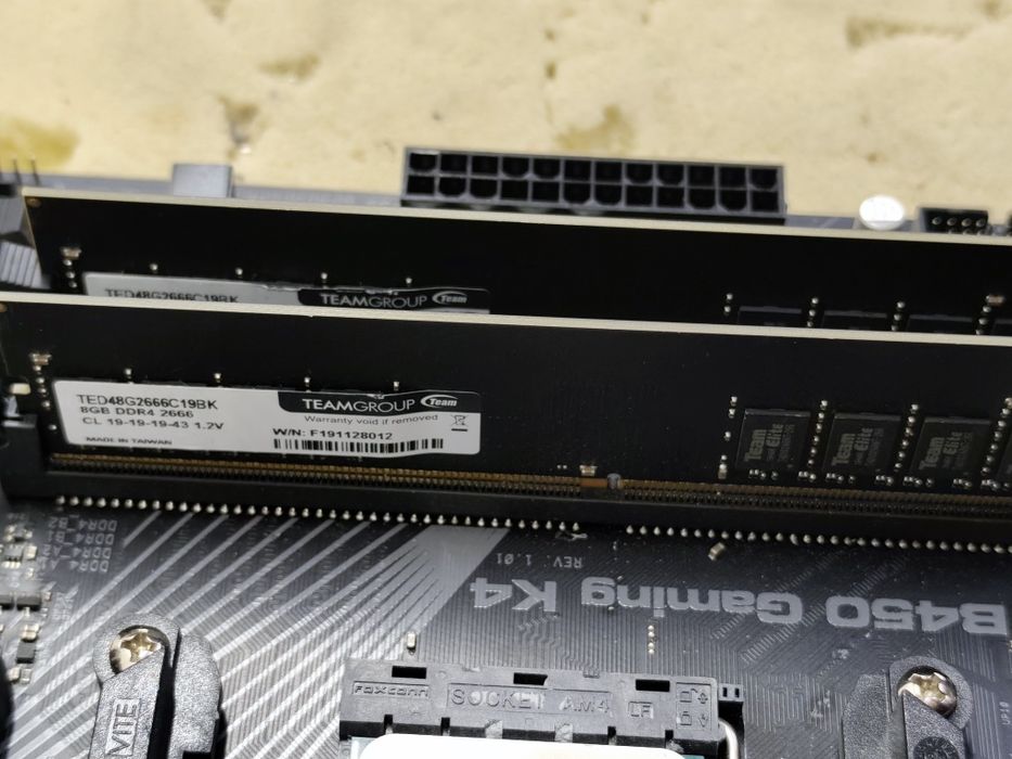 Продам мат плату