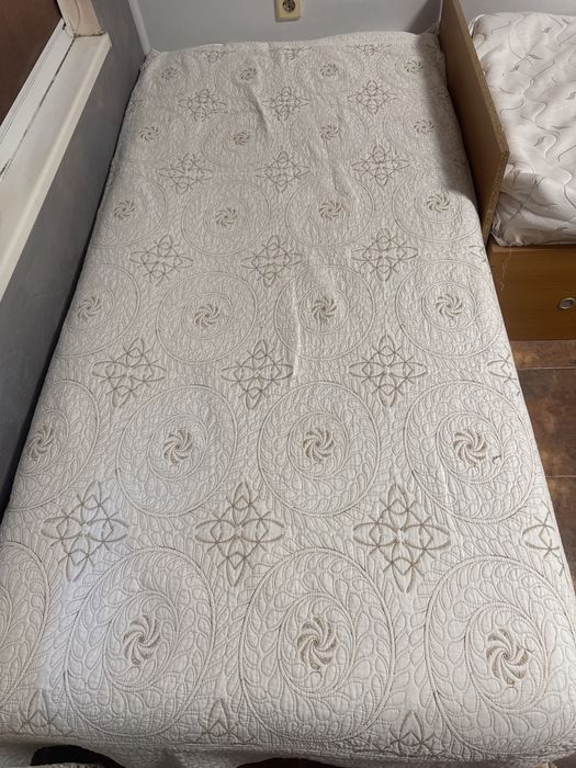 Ъглови легла с ракла