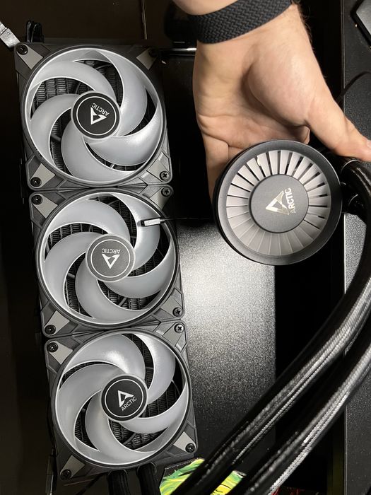 cooler AIO Arctic Liquid Freezer III 360