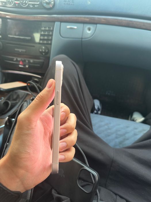 Продам айфон 13 Iphone 13