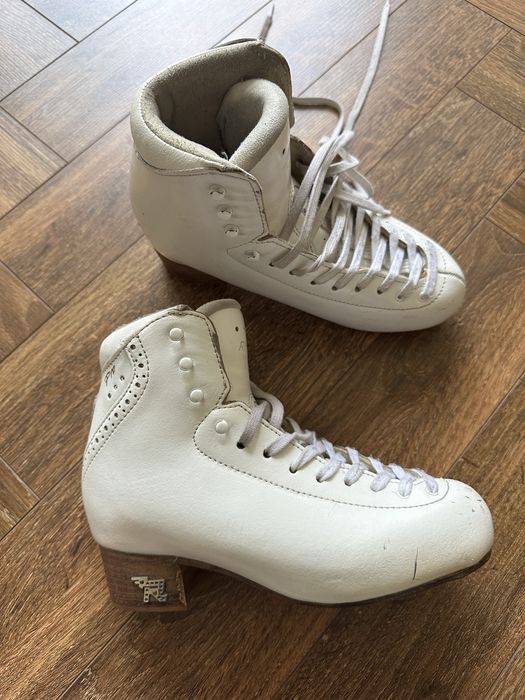 Продам коньки Risport rf 3 pro размер 240