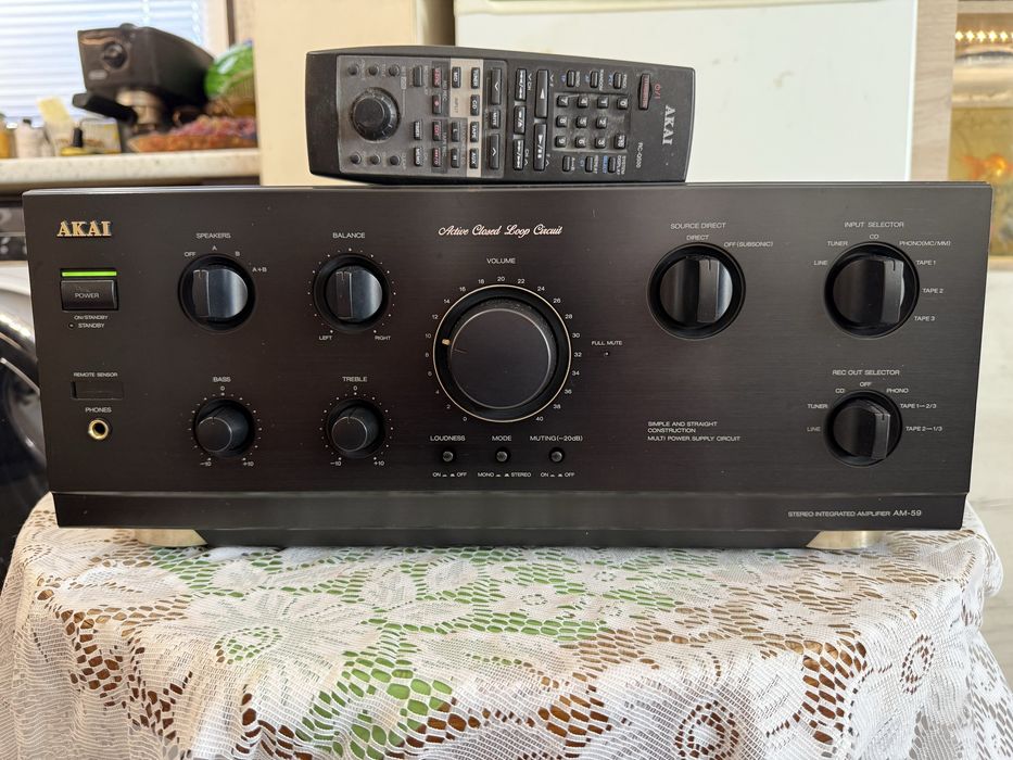 Akai  Акай AM-59 Качествен стерео усилвател