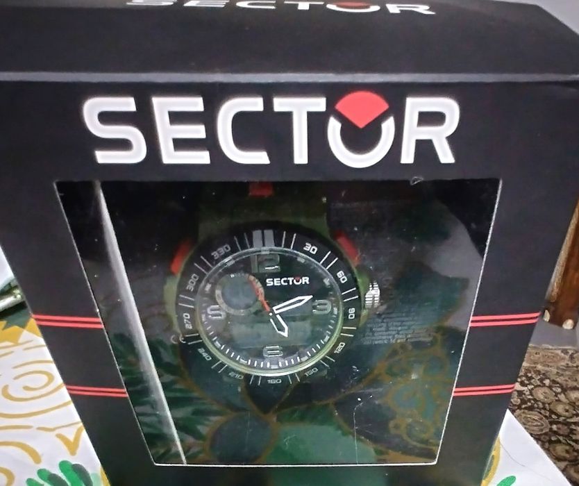 Часовник Sector No Limits