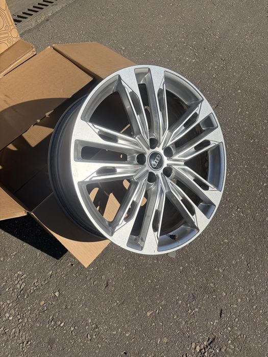 Оригинални джанти audi S6 C8 21'